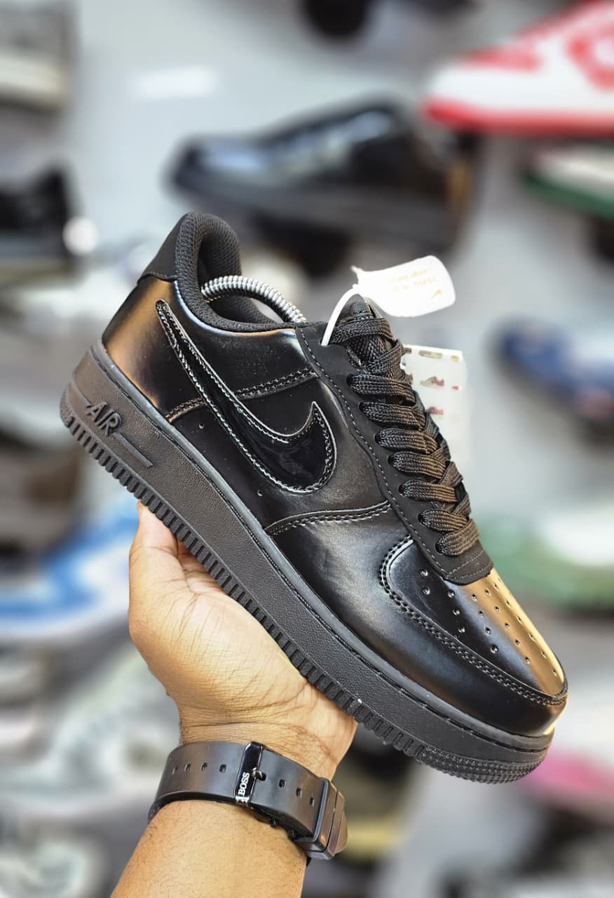 CUSTOM NIKE AIR FORCE 1