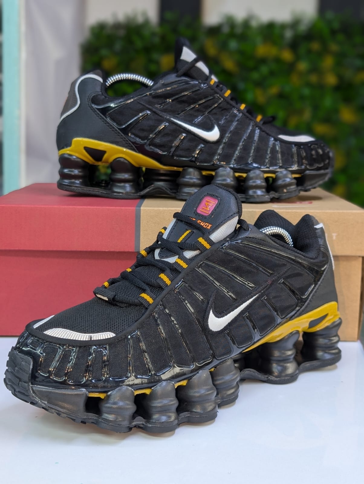 NIKE SHOX TRAINERS